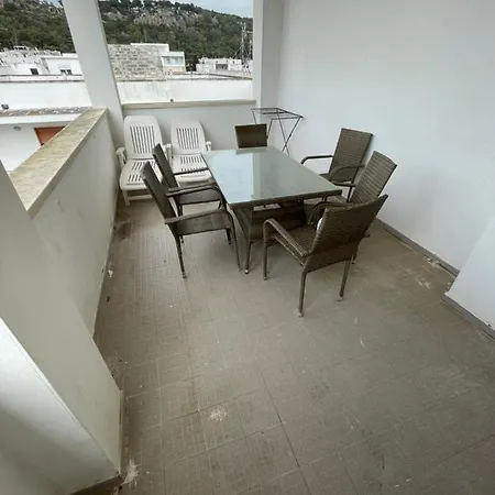 Apartment A Gallipoli-climatizzato, 120mq, 10 Posti Letto, 50m Dal Mare *